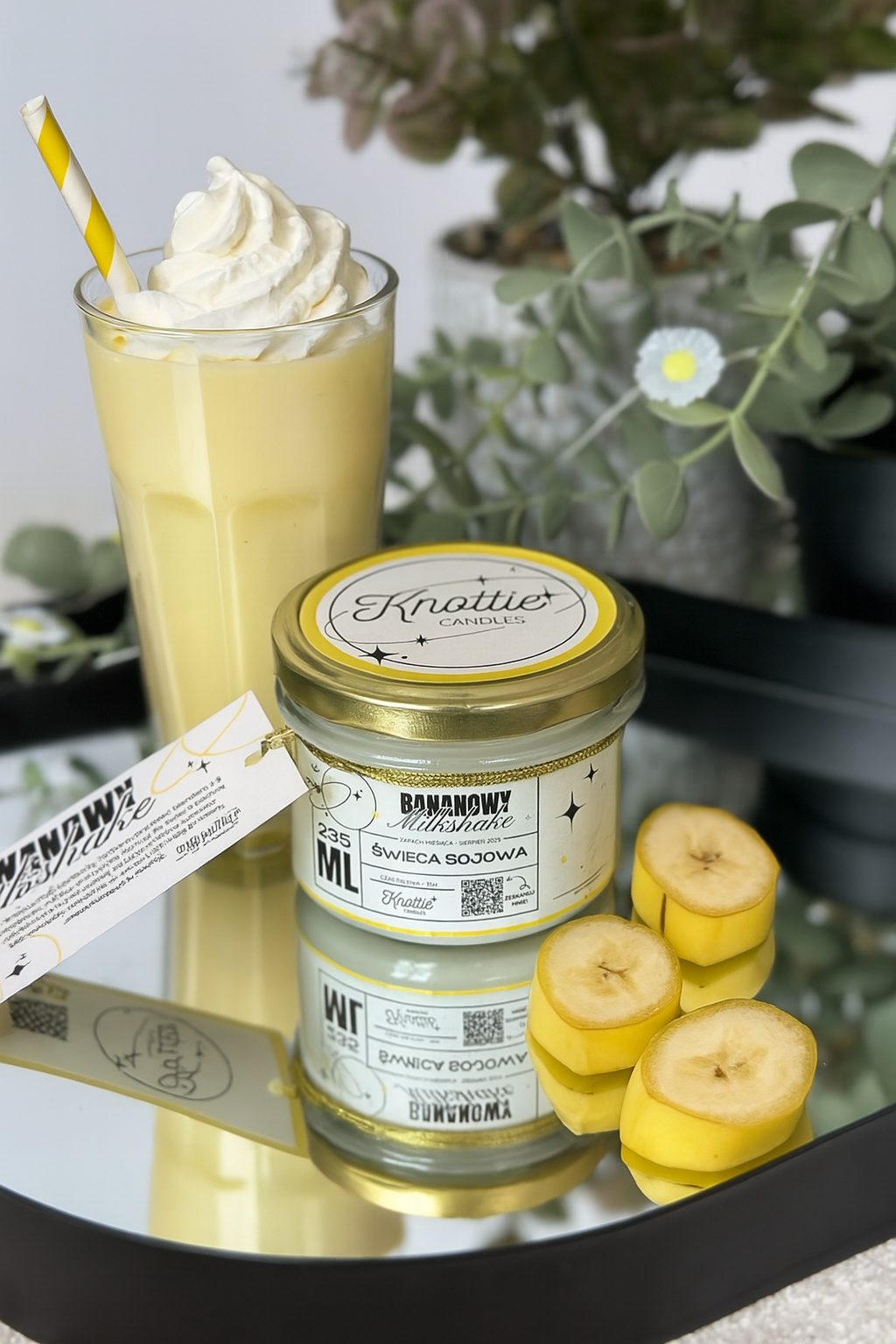 ZAPACH MIESIĄCA Sierpien 2025 - Bananowy Milkshake - świeca sojowa